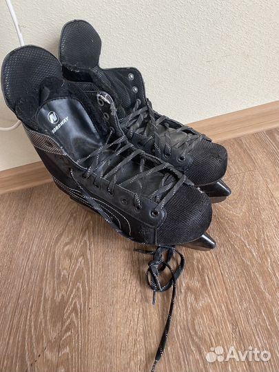 Коньки мужские 44 размер