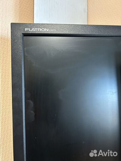 Продам монитор