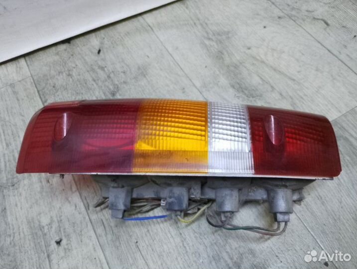 Фонарь задний правый Opel Frontera C24NE 1993
