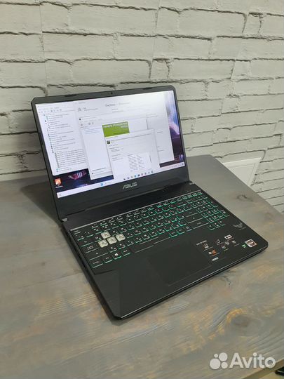 Игровой Asus TUF Gaming FX505DT 15.6