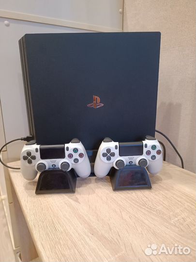 Sony PS4 pro 1tb