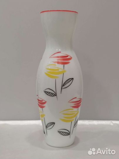 Ваза, молочное стекло, 60-е, СССР