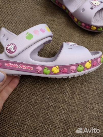 Сандалии crocs