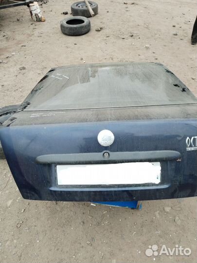Крышка багажника на Skoda Octavia A4