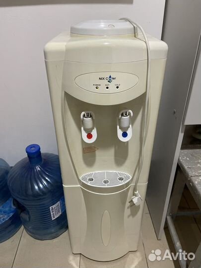 Кулер для воды