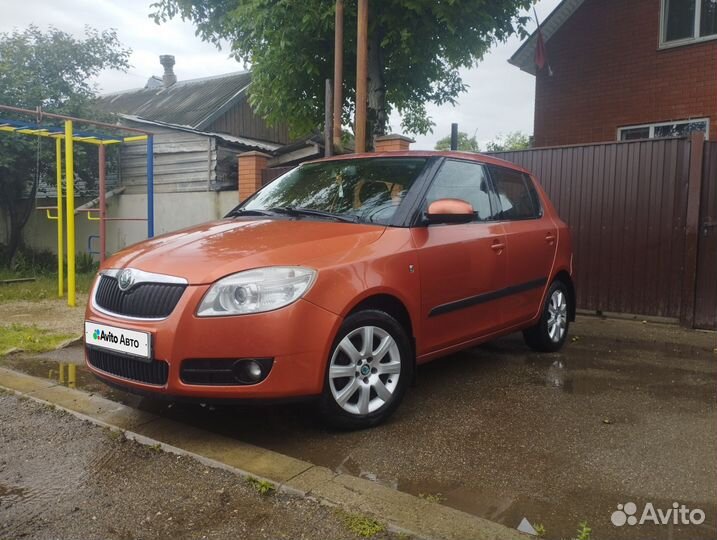 Skoda Fabia 1.6 AT, 2008, 180 100 км