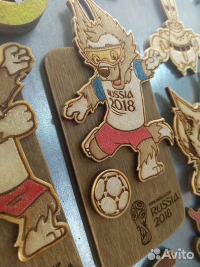 Авторские магниты и значки