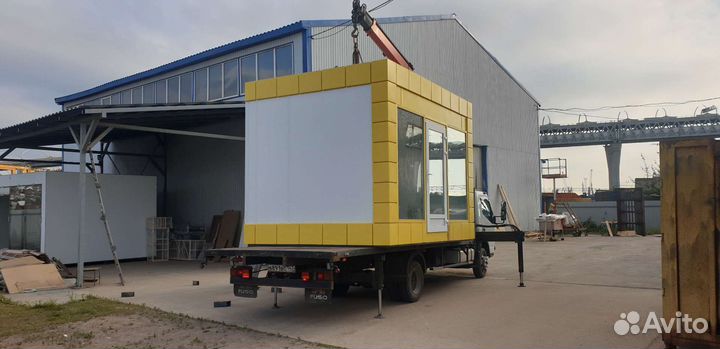 Mitsubishi Fuso Canter с КМУ, 2013