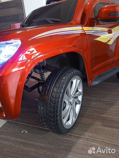 Электромобиль новый Toyota Prado 4 вд, пульт