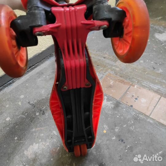Самокат детский трехколесный б/у до 50кг