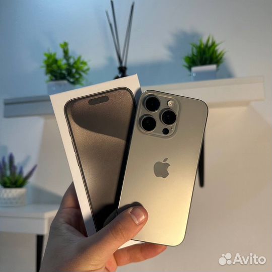 iPhone 15 Pro, 256 ГБ