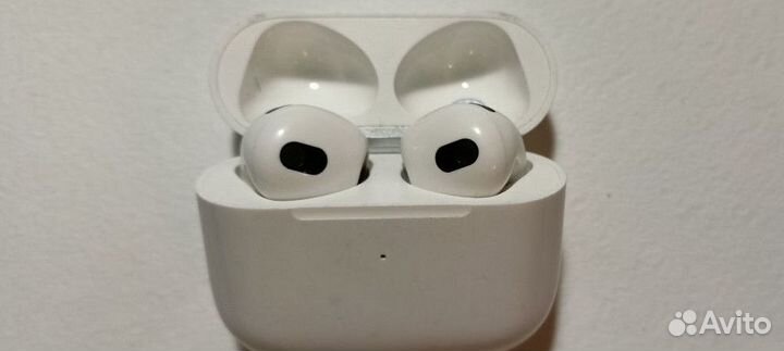AirPods 3 наушники Новые в наличии