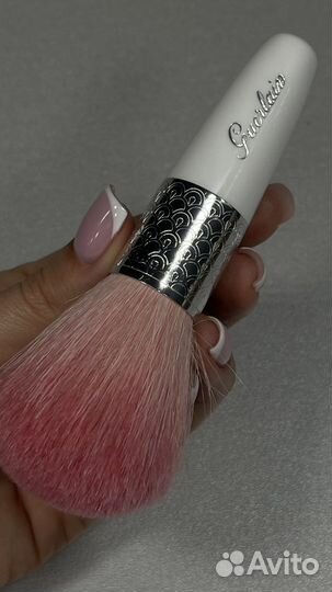 Кисть guerlain meteorites метеориты