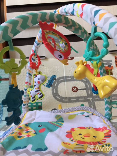 Развивающий коврик с музыкальной игрушкой