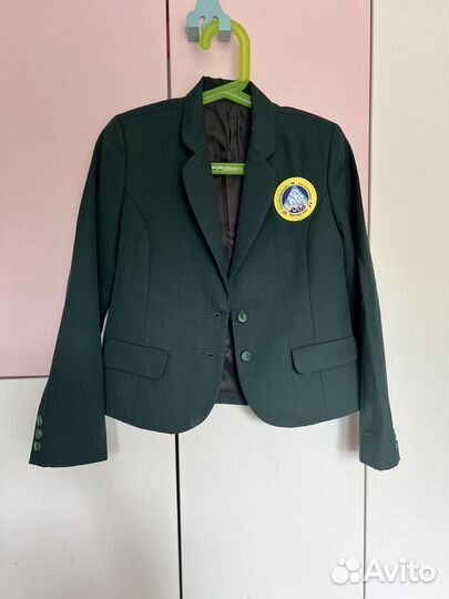 Школьная форма зеленая