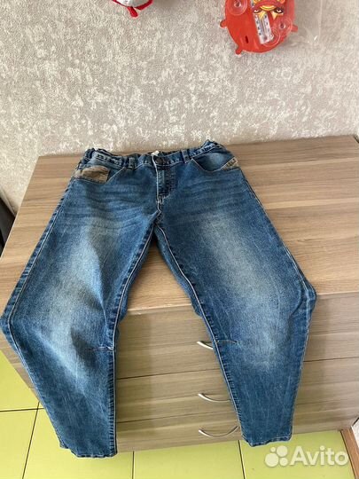 Джинсы