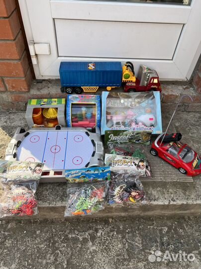 Игрушки