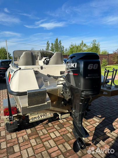 Катер Grizzly 470DC