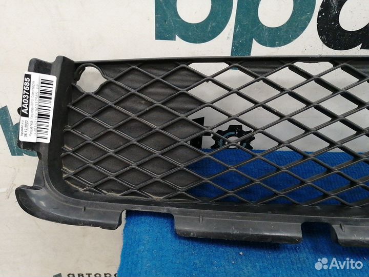 Решетка переднего бампера 6402A218 Mitsubishi ASX