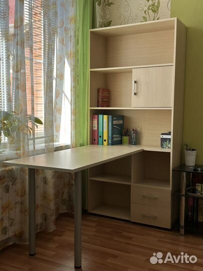 Стеллаж со столом
