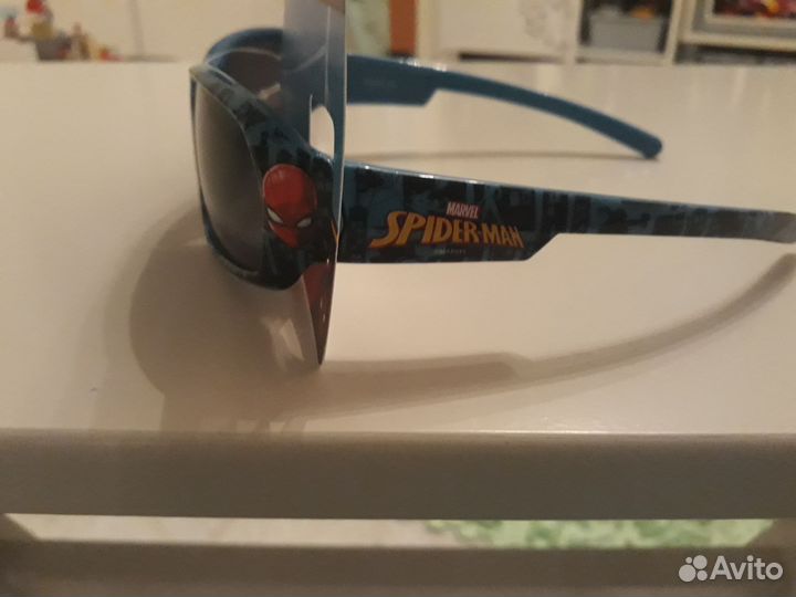 Солнцезащитные очки детские