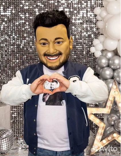 Ростовые куклы знаменитостей на праздник Шоу