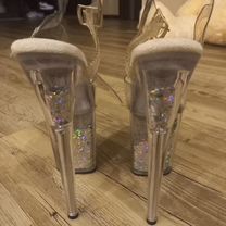 Стрипы pleaser тройки 37