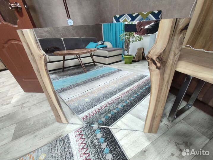 Стол из массива, стол река