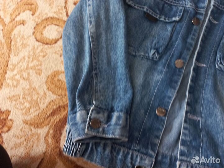 Джинсовая куртка