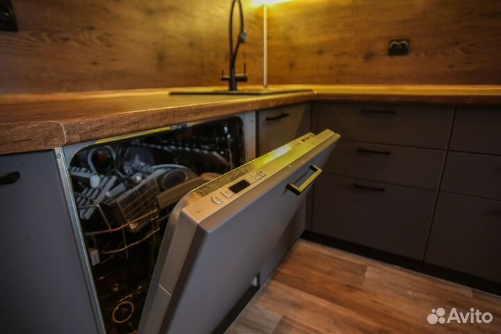 Угловая кухня «A» + духовка в подарок