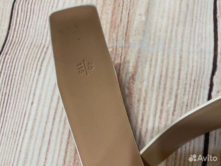 Белый кожаный ремень. Размер 115