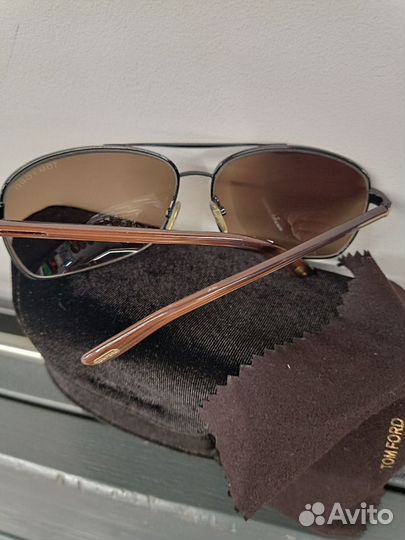 Солнцезащитные очки мужские tom ford