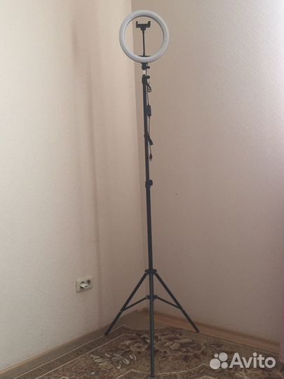 Кольцевая лампа для селфи 26см/33см
