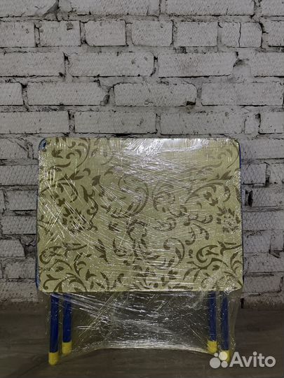 Детский столик и стульчики детские 2 шт