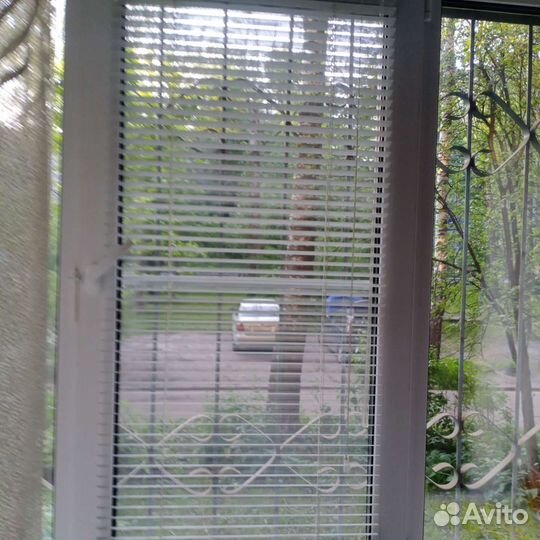 Жалюзи горизонтальные бу