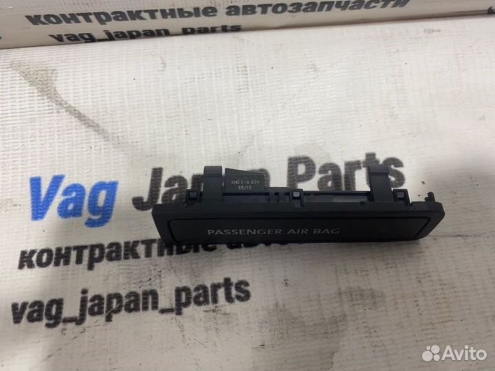 Выключатель подушки безопасности Volkswagen Tiguan