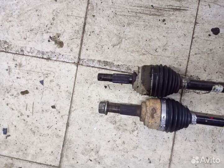 Привод tiida c11 правый