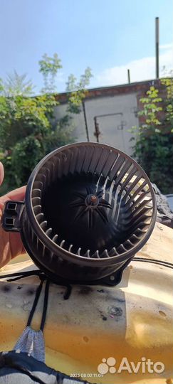 Мотор вентилятора отопителя Kia Rio 3