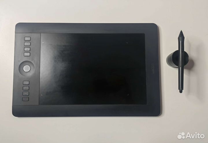 Графический планшет Wacom Intuos Pro M touch