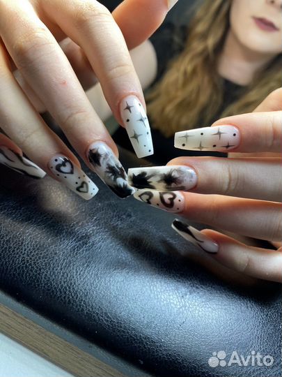Ищу модель на нарашивание ногтей и дизайны