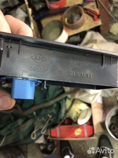 Renault duster блок стеклоподьемников