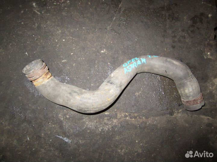 Патрубок системы охлаждения opel astra h 1.6