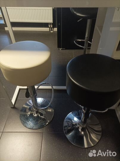 Барный стул