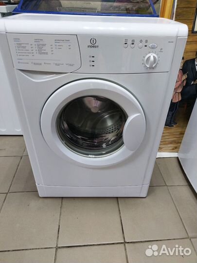 Стиральная машина indesit узкая(33см)