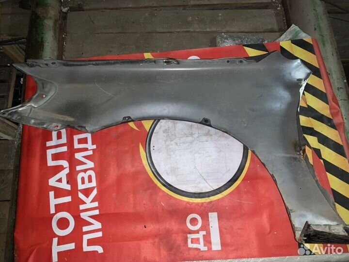 Крыло переднее правое Toyota Sprinter AE110 2C