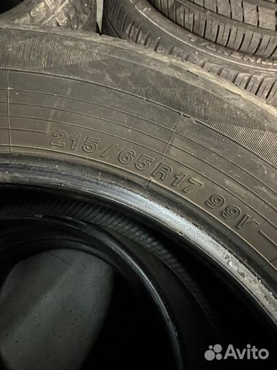 Yokohama BluEarth-A 215/65 R17