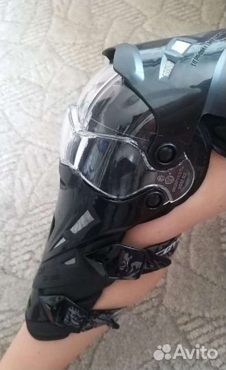 Шарнирные наколенники