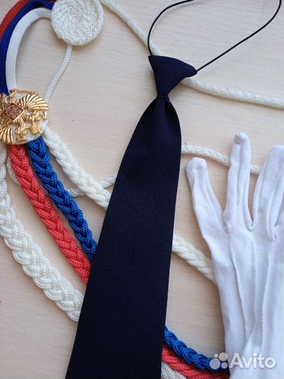 Перчатки, галстук