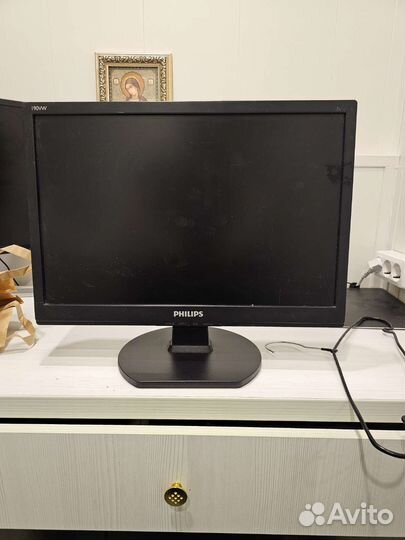 Монитор Philips