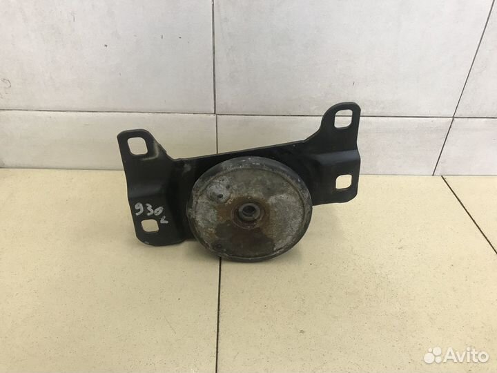 Опора двигателя левая S40 2004-2012